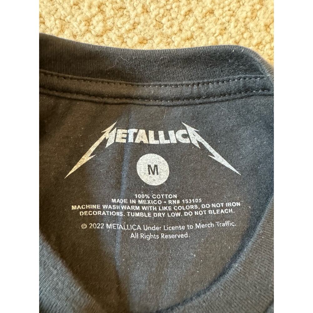 Nwot Hot Topic Metallica Sad But True Lyrics Black Tee - Image 5